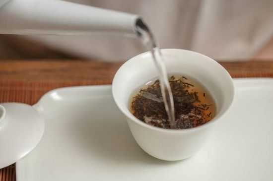 各類茶的注水方式，不同的茶泡茶時怎么注水