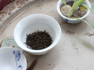 喝茶的好處和壞處分別是什么，長(zhǎng)期喝茶有什么危害？