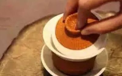 三才蓋碗的正確拿法，三才蓋碗抓碗法圖解