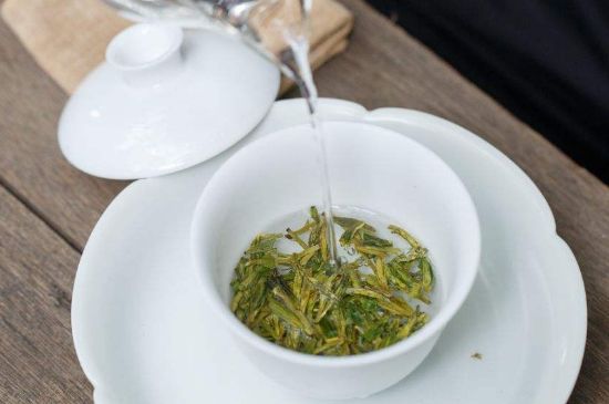 蒸茶和煮茶還有泡茶有什么區(qū)別，泡茶煮茶蒸茶哪個好喝？