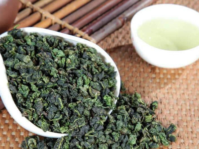 鐵觀音的泡法，水溫100°C最佳第一泡不能喝