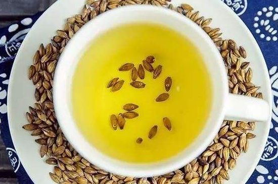 飯店喝的聞起很香的茶，餐館里的蕎麥茶還是大麥茶？