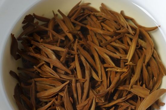 好壞金駿眉圖片對比，怎么挑選金駿眉茶葉