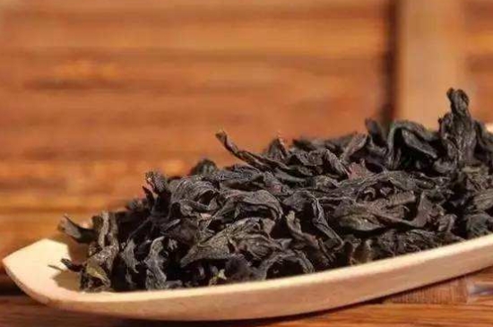 怎樣炭焙巖茶？揭秘武夷巖茶的炭焙技藝