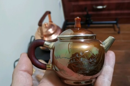 常見的七大材質(zhì)的茶具優(yōu)缺點，用什么材質(zhì)的茶具泡茶最好？