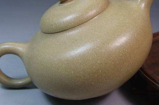 一把真正的本山綠泥壺最低多少錢，什么價格能買到本山綠泥紫砂壺？