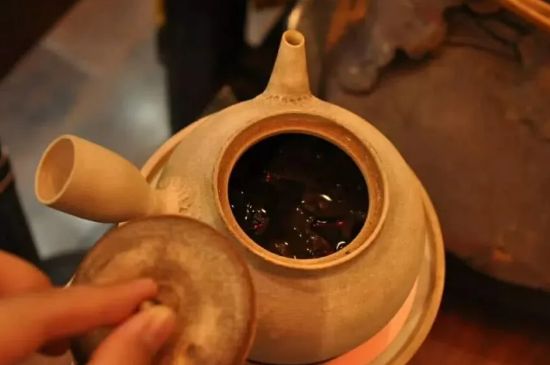 陶壺煮水的危害，粗陶壺燒水有毒嗎？