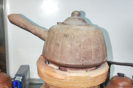 陶壺煮水的危害，粗陶壺燒水有毒嗎？