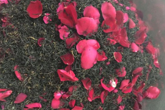 玫瑰花泡水喝的9大禁忌，喝玫瑰花茶有什么禁忌