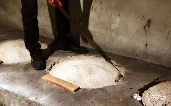 怎樣炭焙巖茶？揭秘武夷巖茶的炭焙技藝