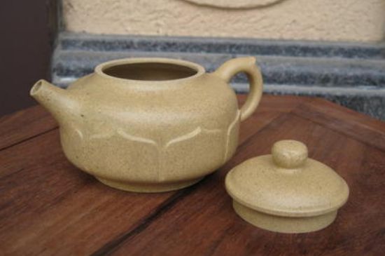 本山綠泥怎么分辨真假，真正的本山綠泥紫砂壺怎么鑒別？