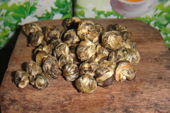 茉莉龍珠一次泡幾顆，茉莉龍珠一一杯放幾顆