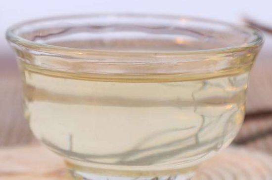 茉莉龍珠什么季節(jié)喝，夏天適合喝茉莉龍珠茶