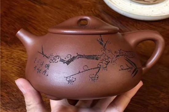 朱泥紫砂壺如何開(kāi)壺，朱泥壺日常泡茶養(yǎng)護(hù)