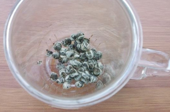 茉莉龍珠茶男人能喝嗎，男性夏季可以喝龍珠茶嗎