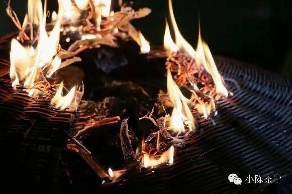 怎樣炭焙巖茶？揭秘武夷巖茶的炭焙技藝