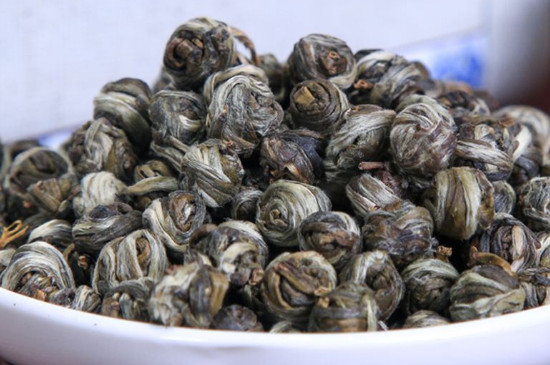 茉莉龍珠一次泡幾顆，茉莉龍珠一一杯放幾顆