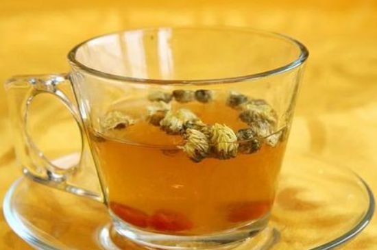 菊花茶的最佳搭配有哪幾樣，菊花茶和什么搭配喝效果好？