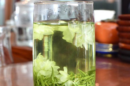 炒花飄雪是什么茶，花茶炒花是什么意思