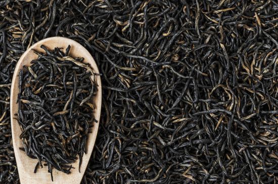 紅茶放置10年還能喝嗎，多年過期紅茶居然還能喝？