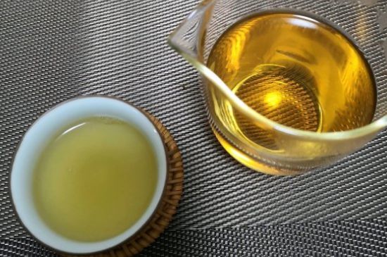 7年壽眉和2年白牡丹哪個好，老白茶壽眉與白牡丹的口感區(qū)別