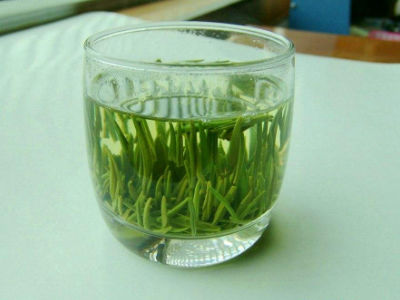 竹葉青茶怎么樣，檔次較高味道略苦價(jià)格比較貴