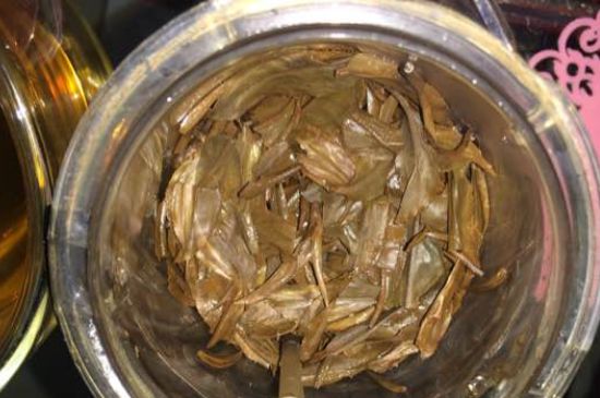 金駿眉有幾個(gè)品種分哪幾個(gè)級(jí)別？按茶樹劃分5個(gè)等級(jí)！