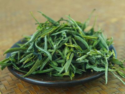 毛峰和毛尖哪個(gè)好一點(diǎn)，毛尖茶好還是毛峰茶好？