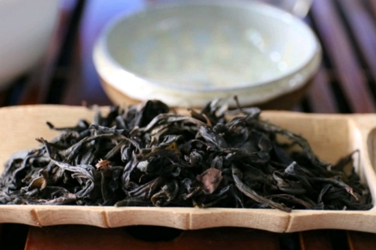 長期喝巖茶會上火嗎？巖茶這樣喝了容易上火！