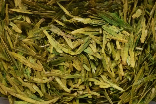 西湖龍井茶毫和發(fā)霉區(qū)別圖片，長霉的龍井茶葉會是什么樣？