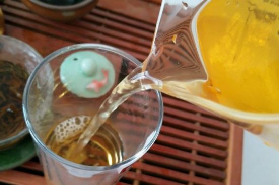 經(jīng)期喝紅茶有什么壞處，女性經(jīng)期可以喝紅茶嗎