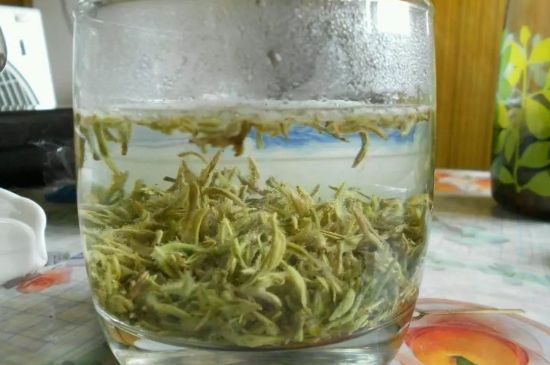 碧螺春為什么泡水渾濁，碧螺春茶葉泡水感覺(jué)很臟是混濁的