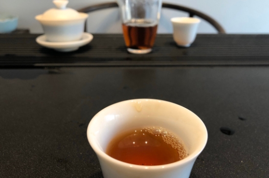 為什么喝巖茶會上火，巖茶喝多上火怎么辦？