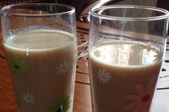 紅茶加奶的危害，紅茶加牛奶有副作用嗎